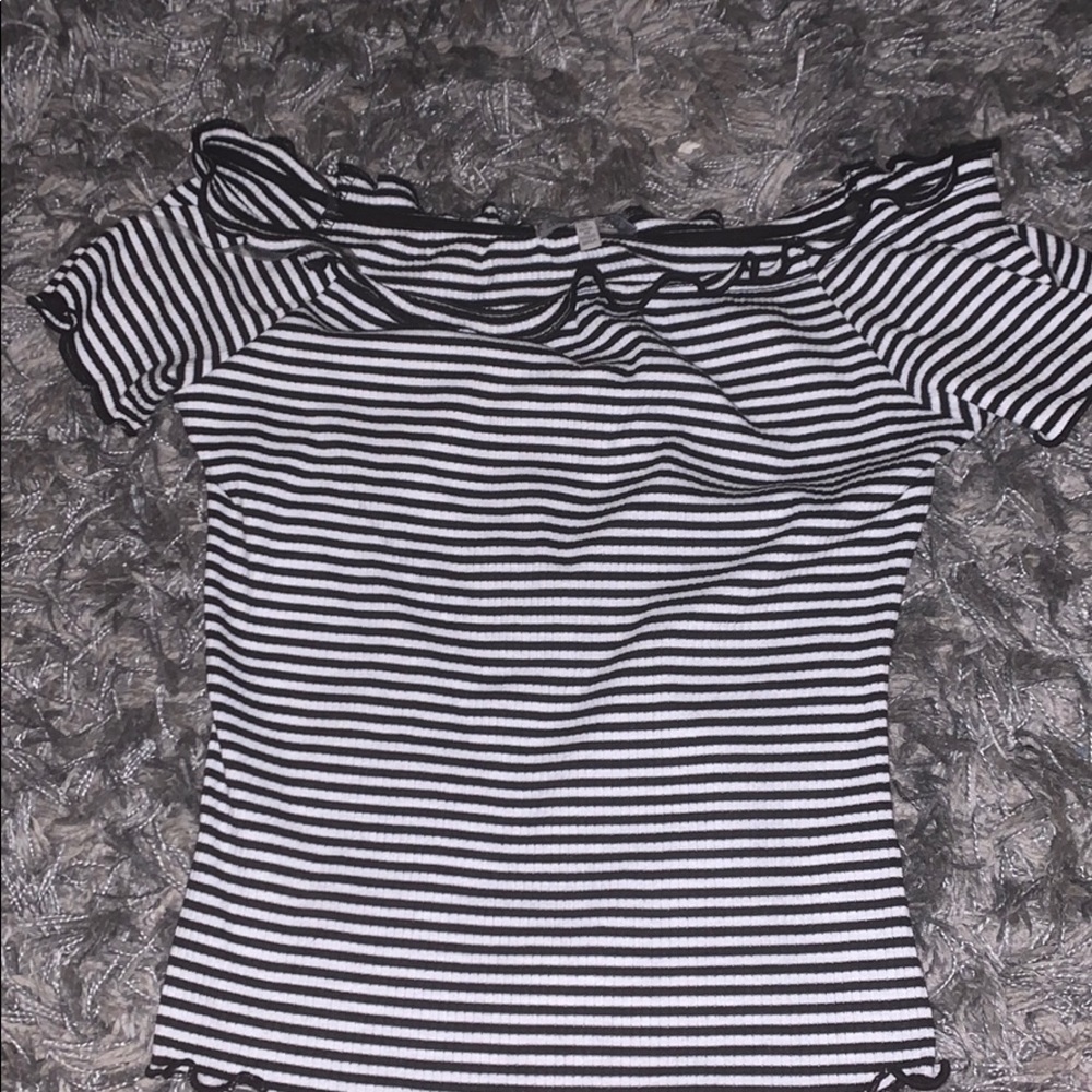 black and white off the shoulder shirt